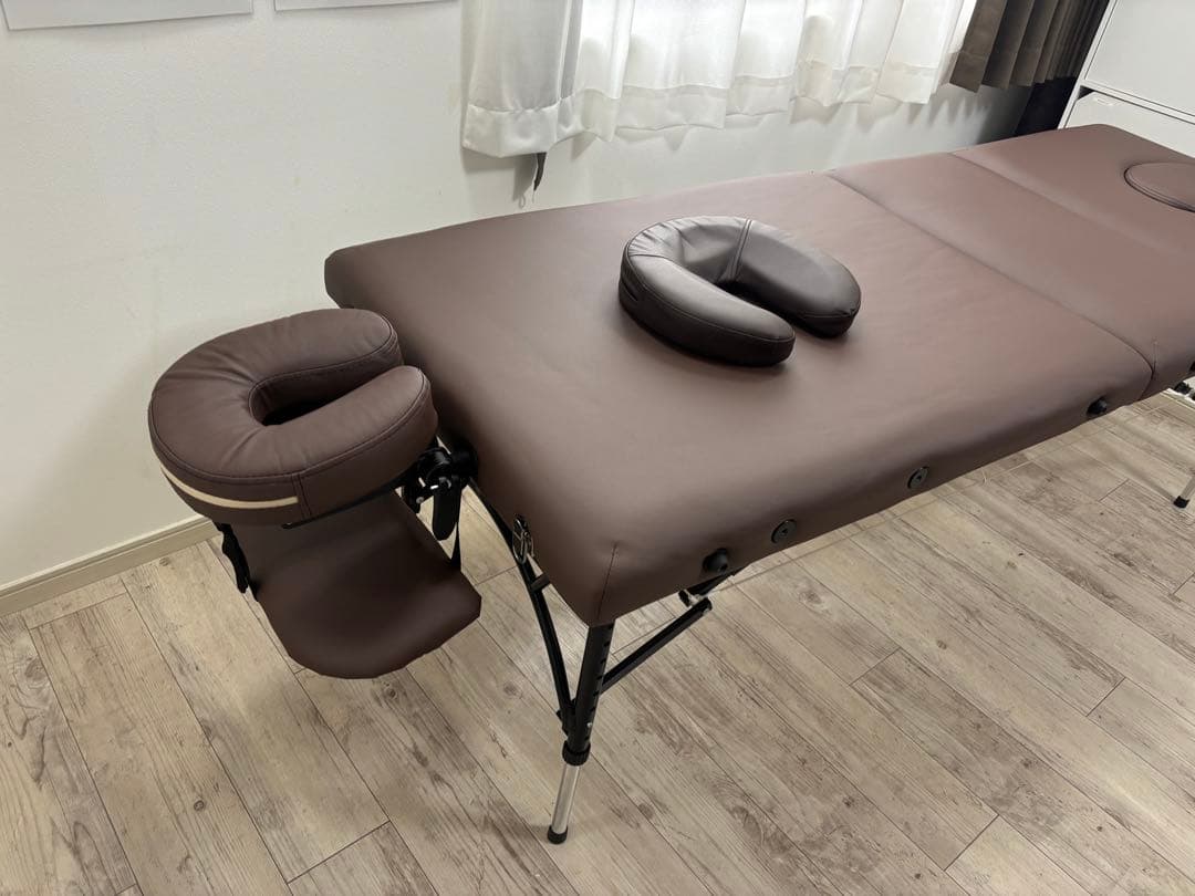 さらに値下げしました！ブラウン 折りたたみベッド ヘッドレスト付き