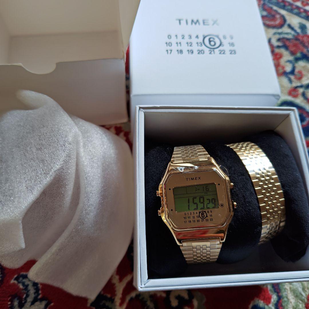 MM6 TIMEX ゴールド デジタル腕時計とブレスレットセット