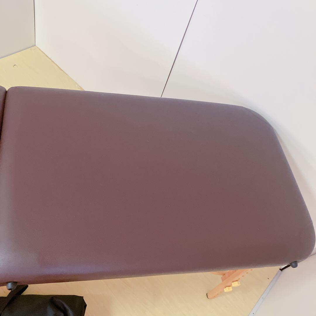 折りたたみ　エステベッド　マッサージベッド　持ち運びカバー付き　簡易ベッド