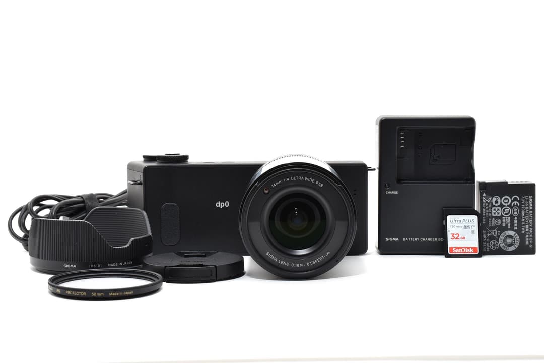 ■極上品■ シグマ dp0 Quattro デジカメ #C748