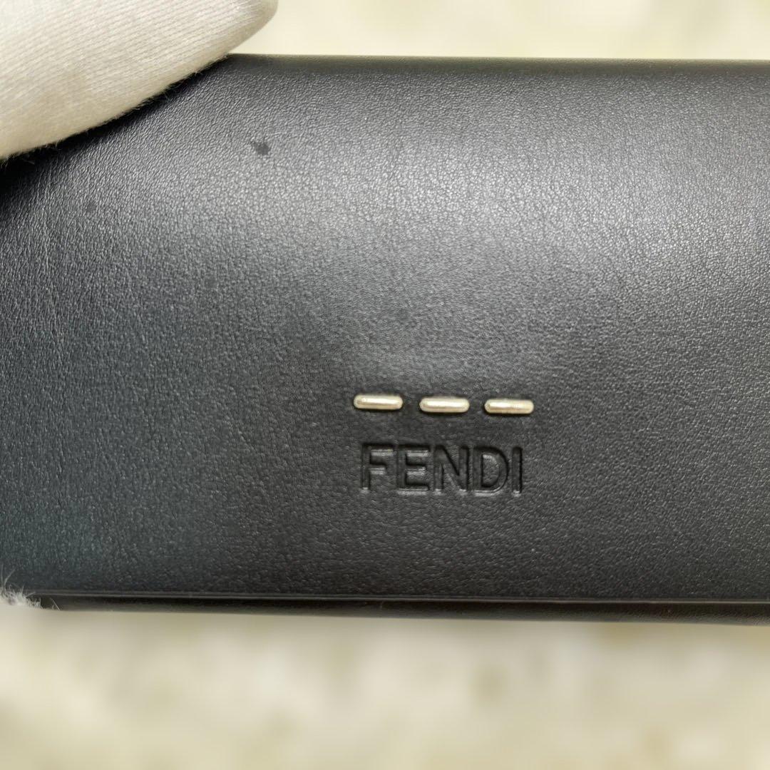 FENDI フェンディ サングラス ズッカ柄 ELLY箱付き