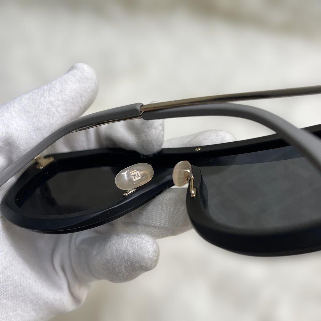 FENDI フェンディ サングラス ズッカ柄 ELLY箱付き