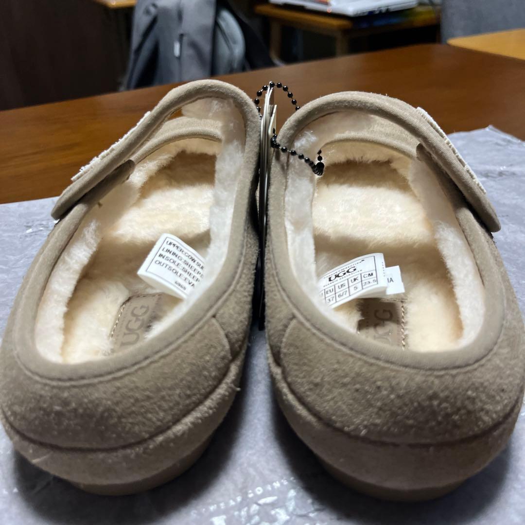 「最終値下げ」新品　UGGアグ　メリージェーン　ブラウン23.5