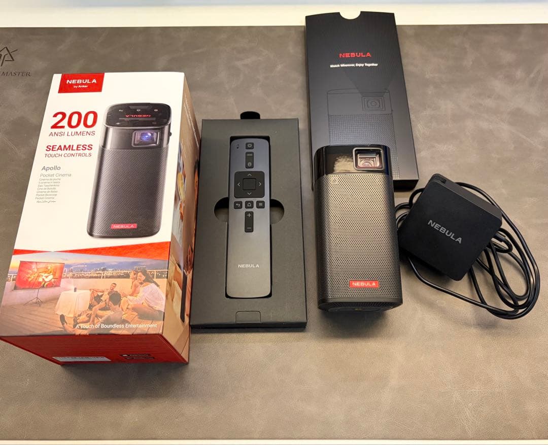 【ほぼ未使用】Anker Nebula Apollo プロジェクター
