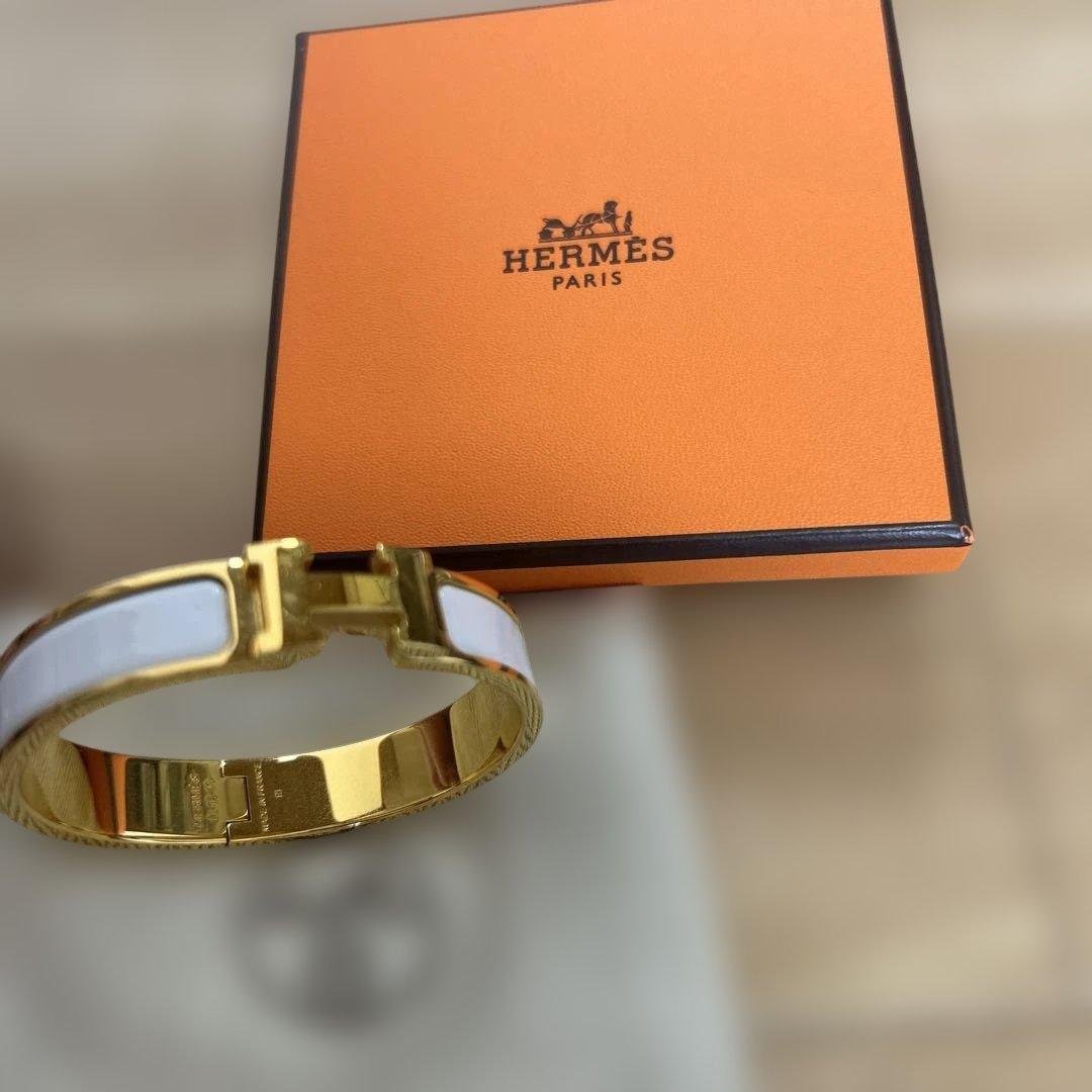 お値下げ相談OKです！HERMES ホワイト・ゴールド バングル