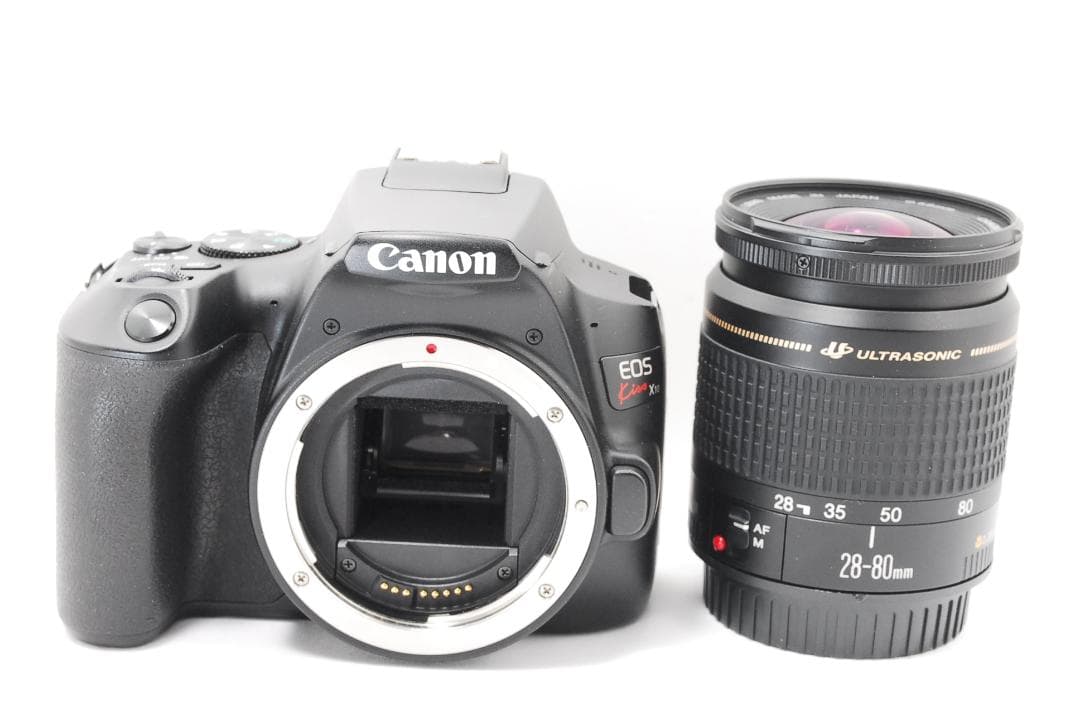 Canon EOS kiss x10 最新機種で高性能高画質！初心者でも簡単操作