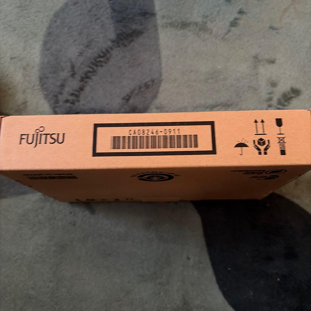 arrows M04 PREMIUM ホワイト