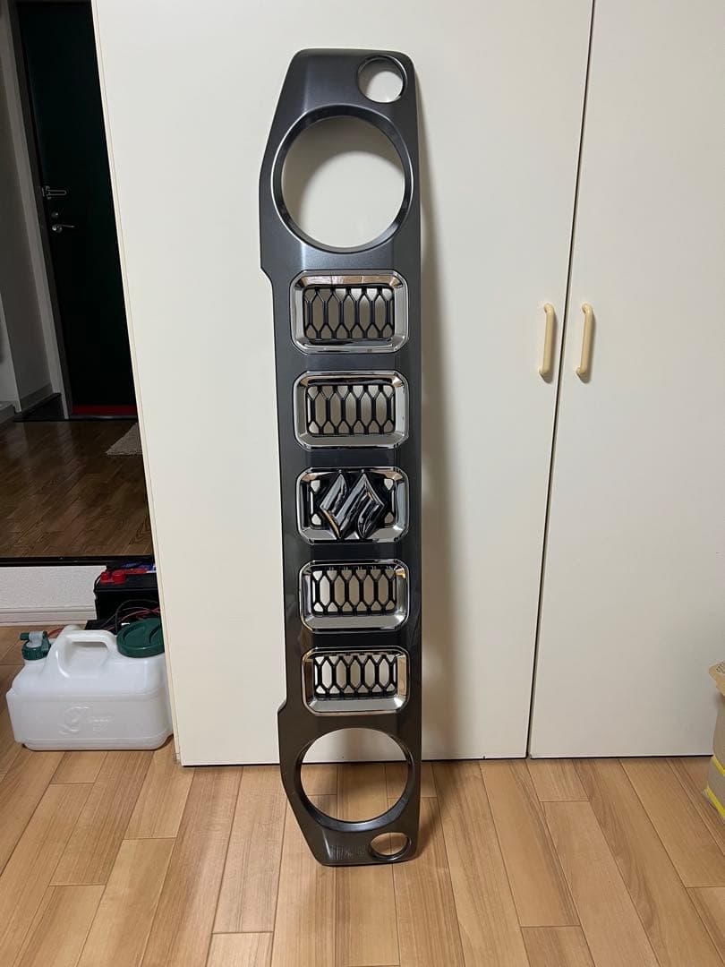 ジムニーノマド新車外しグリル