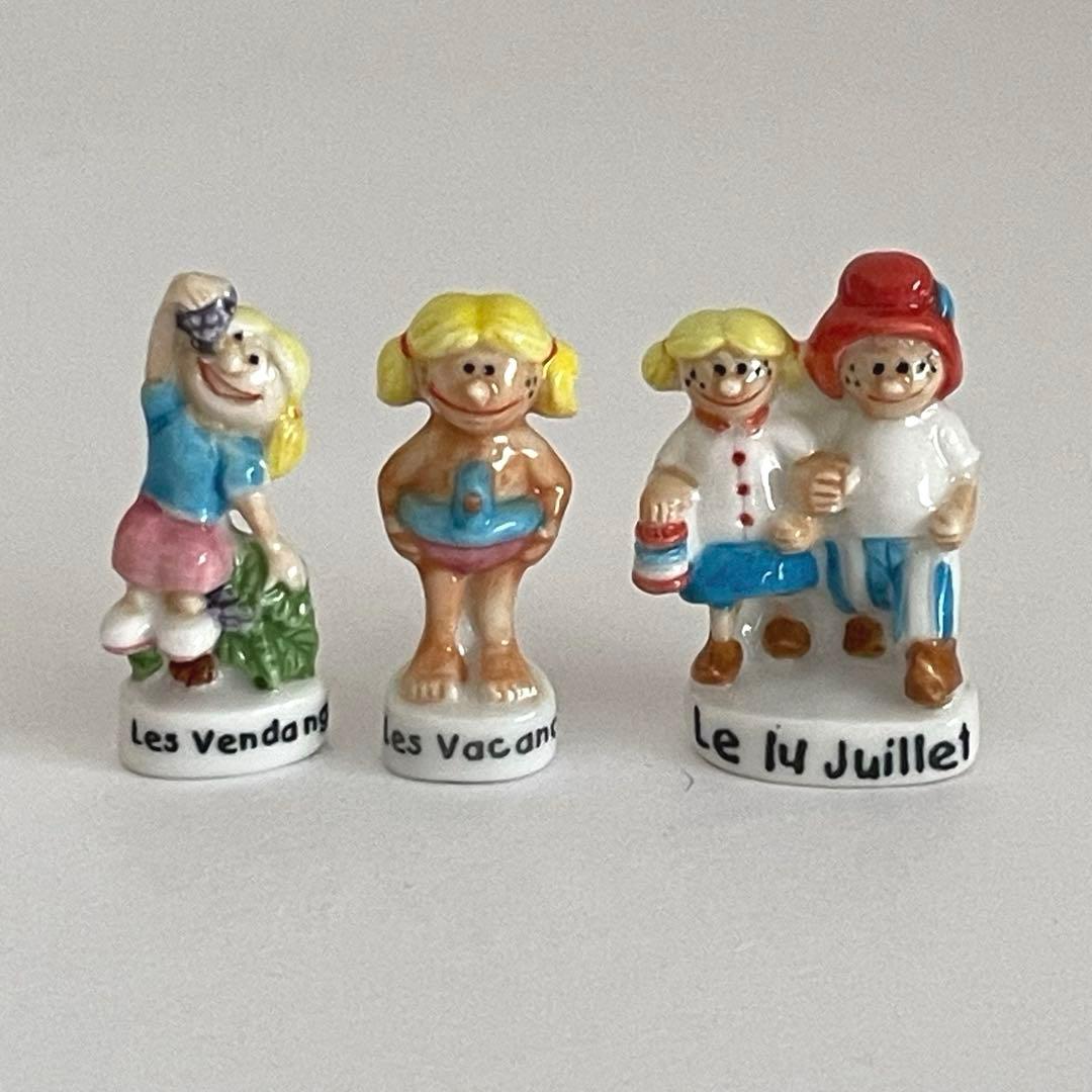 子供達の12ヶ月　フェーブ　ヴィンテージ　フランス　陶器　ミニチュア　置物