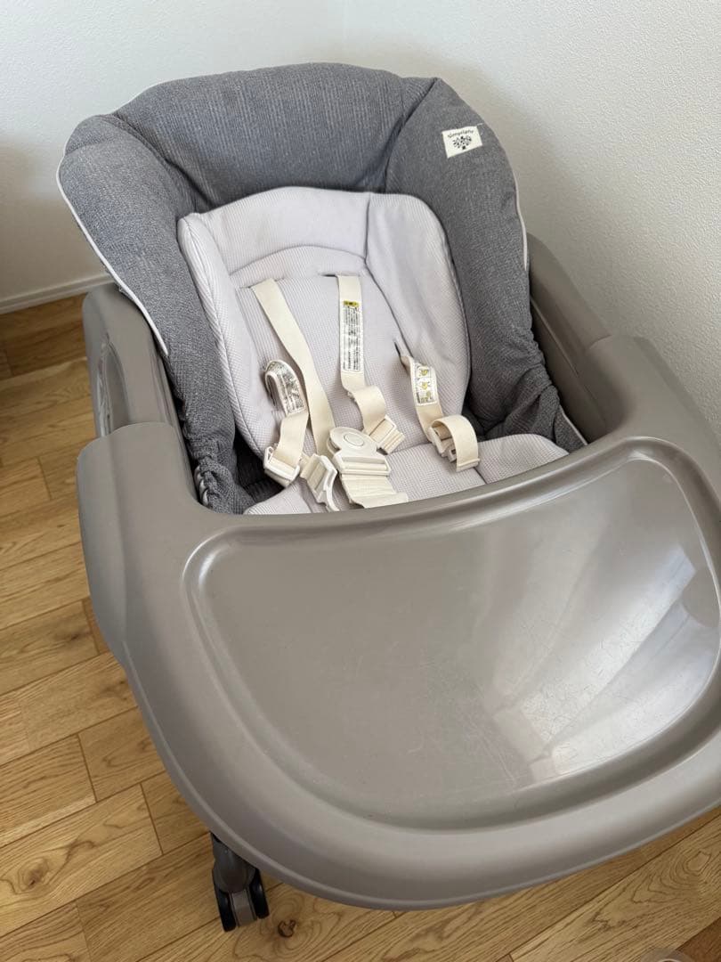 コンビ　ネムリラ オートスウィング　combi AUTO SWING