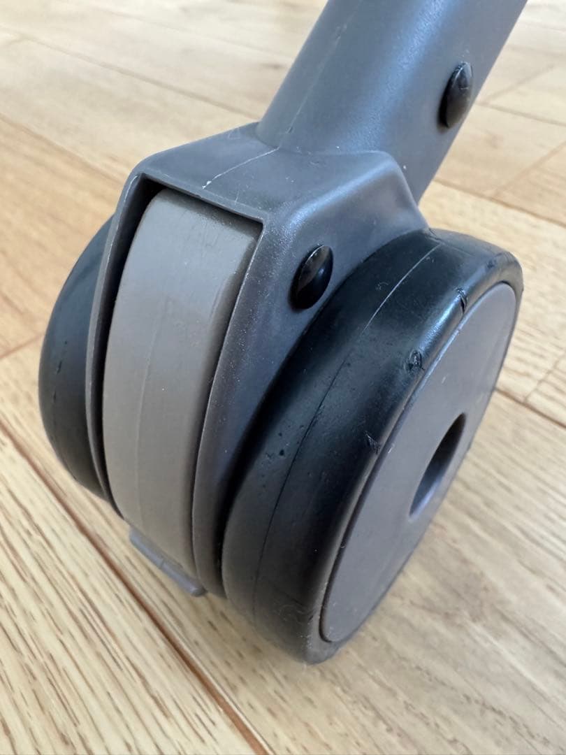 コンビ　ネムリラ オートスウィング　combi AUTO SWING