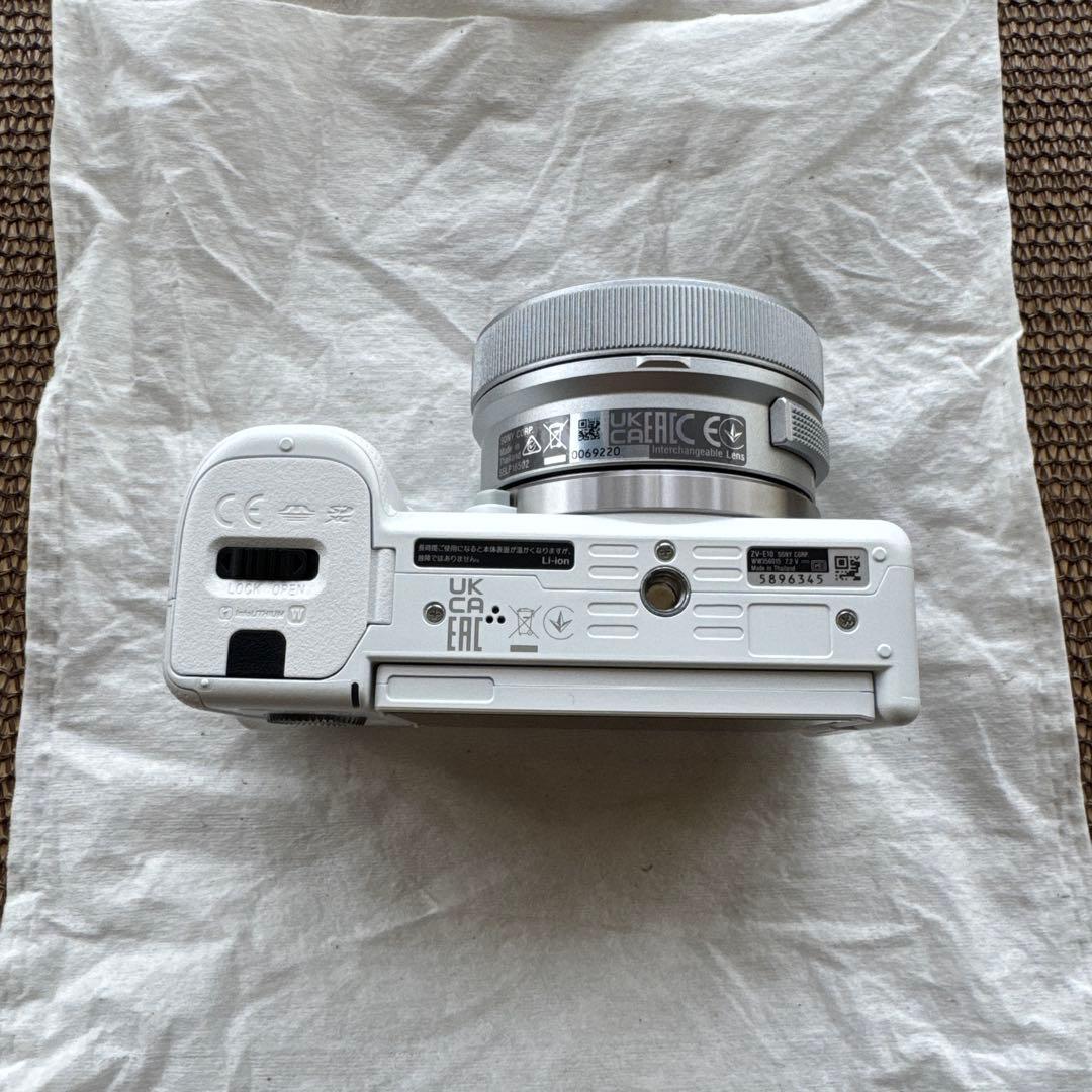 【極美品】SONY ZV-E10 ZV-E10X ダブルズームキット WHITE