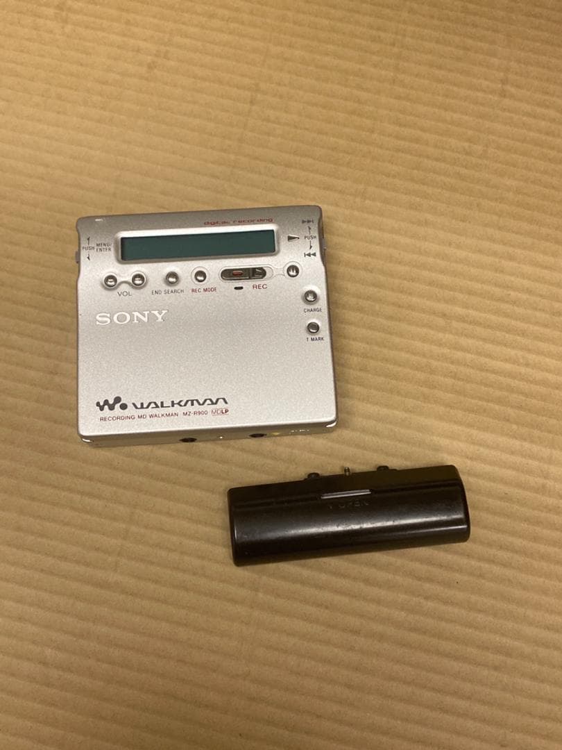 稼働品　希少　SONY MZ-R900 ソニー　MDウォークマン　箱付き