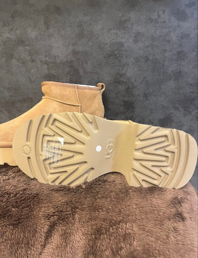 UGG / アグ 厚底 24cm