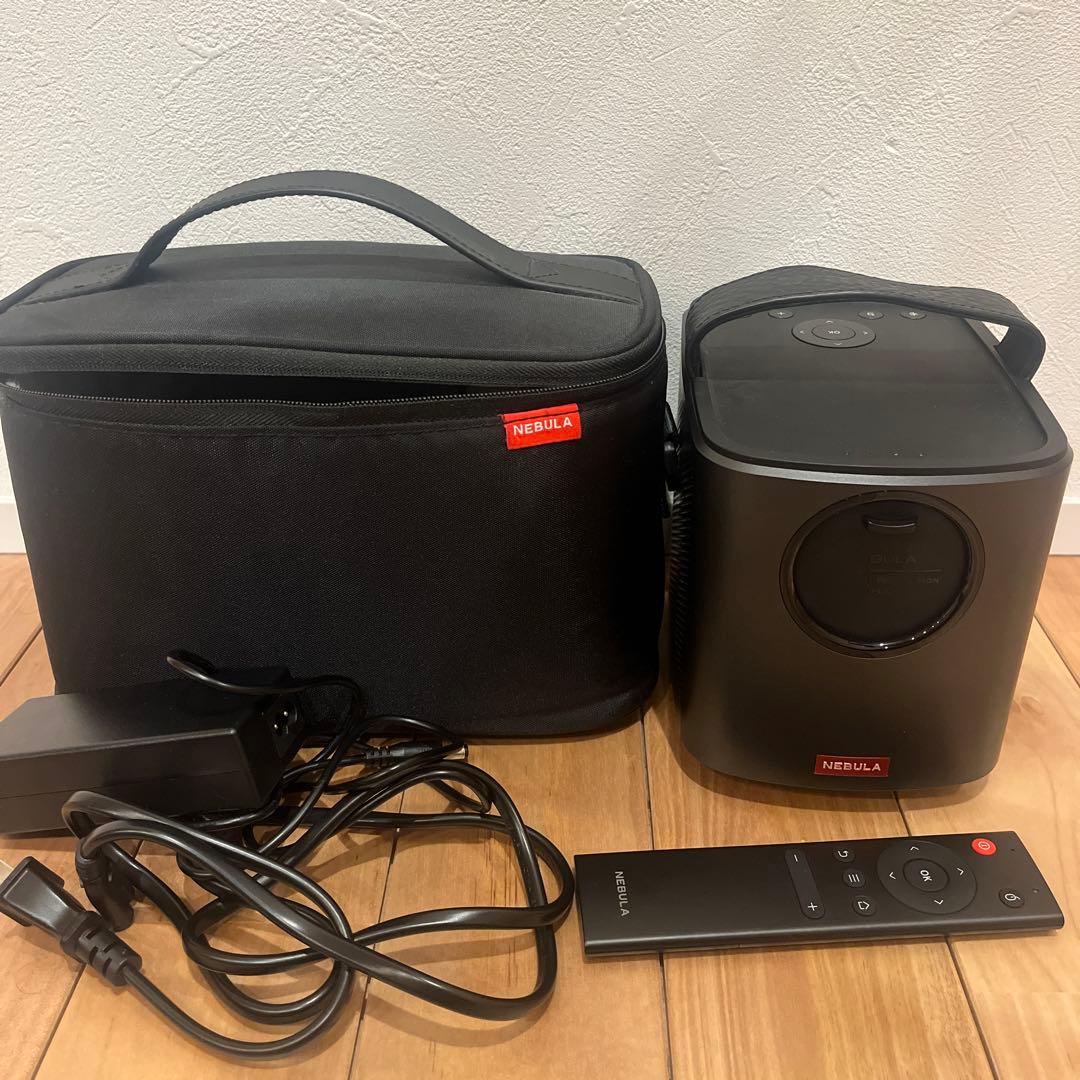 Anker Nebula Mars II プロジェクター