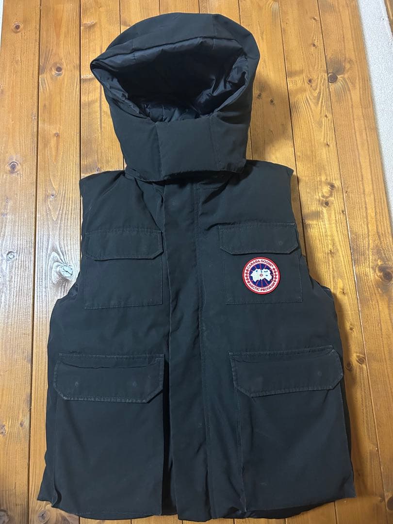 早い者勝ち‼️カナダグース ダウンベスト　ブラック　メンズ　ダウン厚め　希少レア