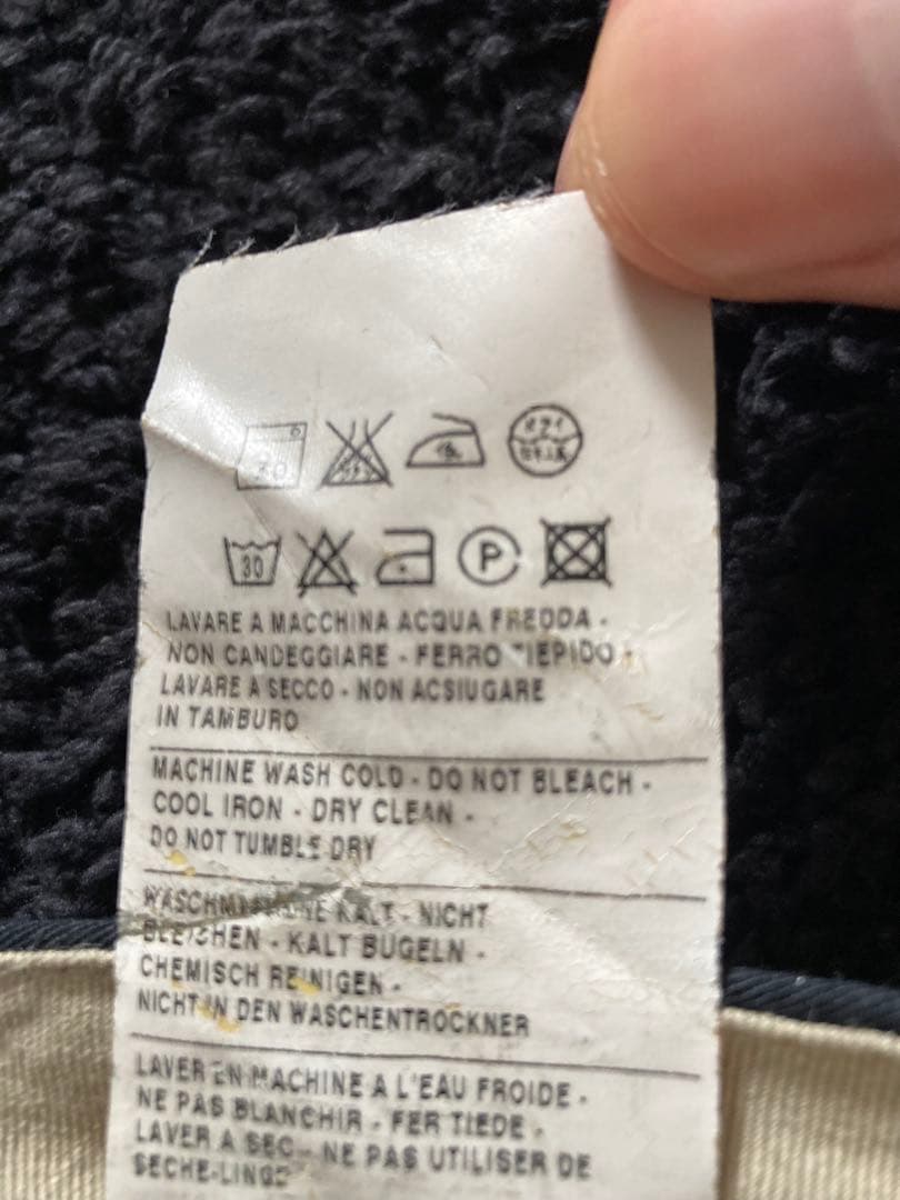 【レオン】MONCLER ブラックショートパンツ ストライプ　48