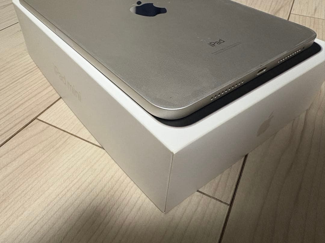 iPad mini (第6世代) スターライト　本体　Wi-Fiモデル　64GB
