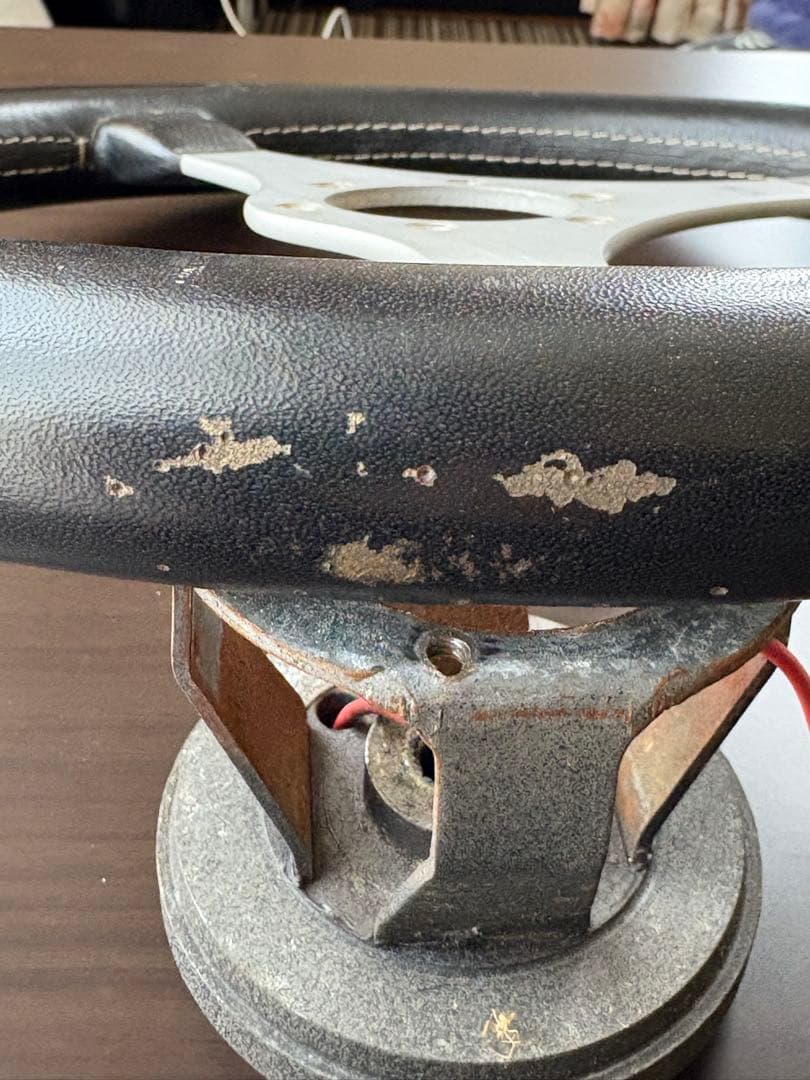 momo モモ　ステアリング　ジャッキースチュワート