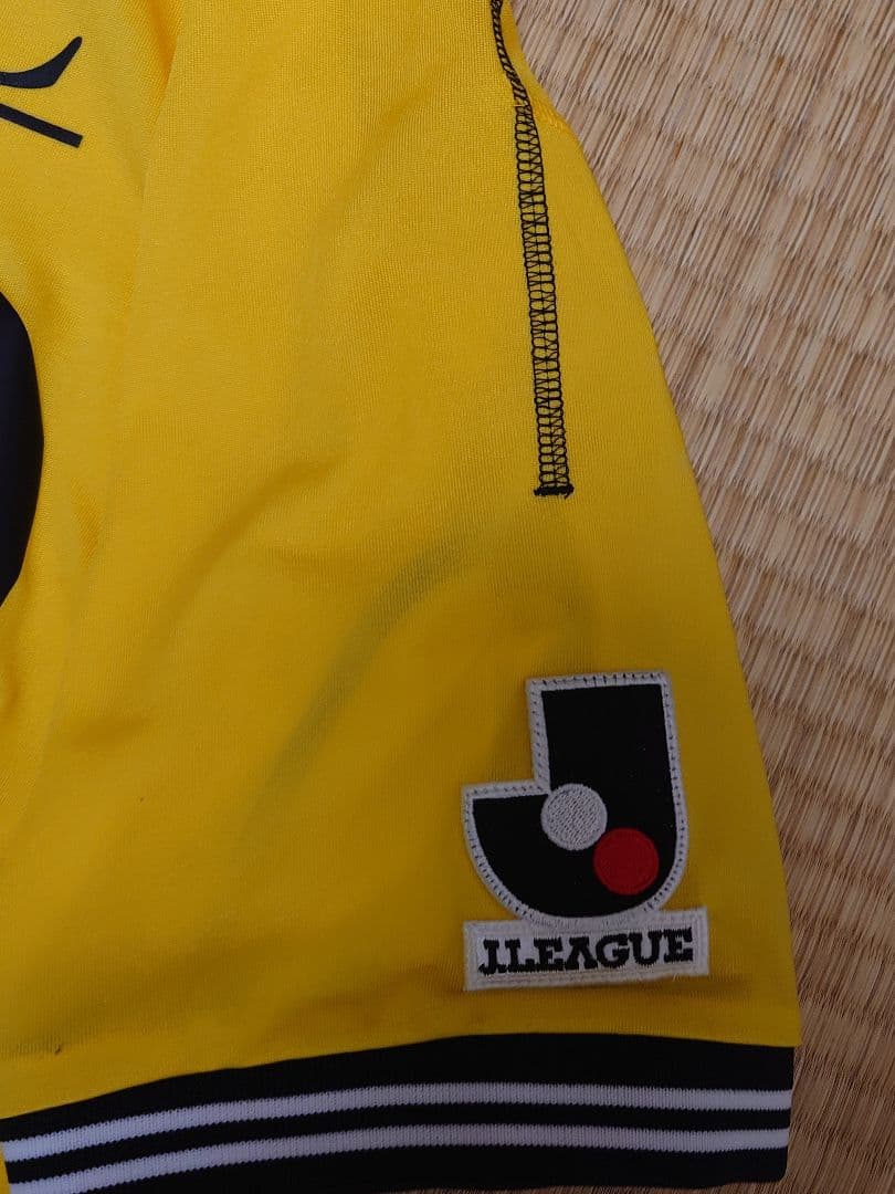 2004 柏レイソル 28番 玉田圭司選手 ユニフォーム サイン刺繍入 O-XO