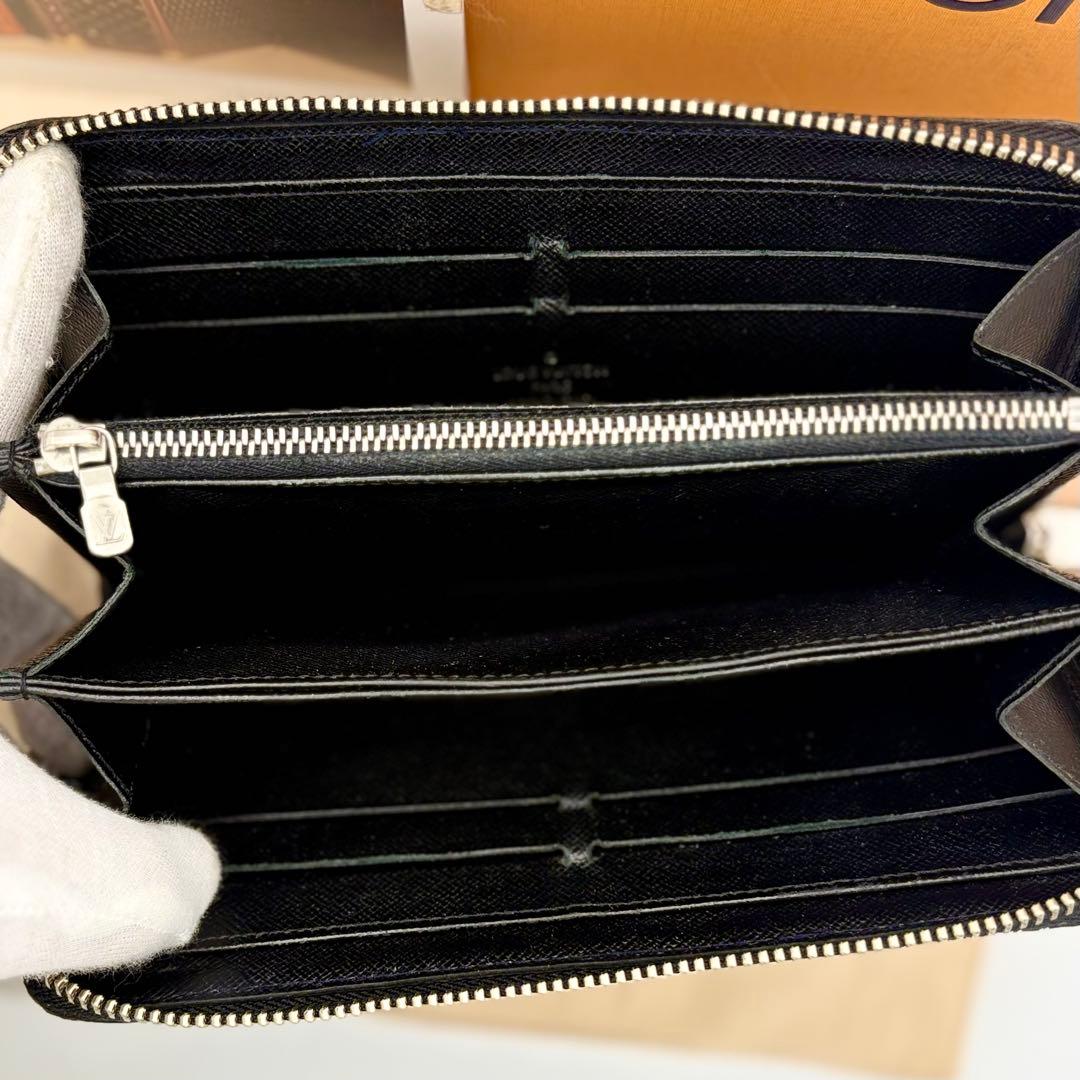 ルイヴィトン　エピノワール　ジッピーウォレット　長財布　M61857