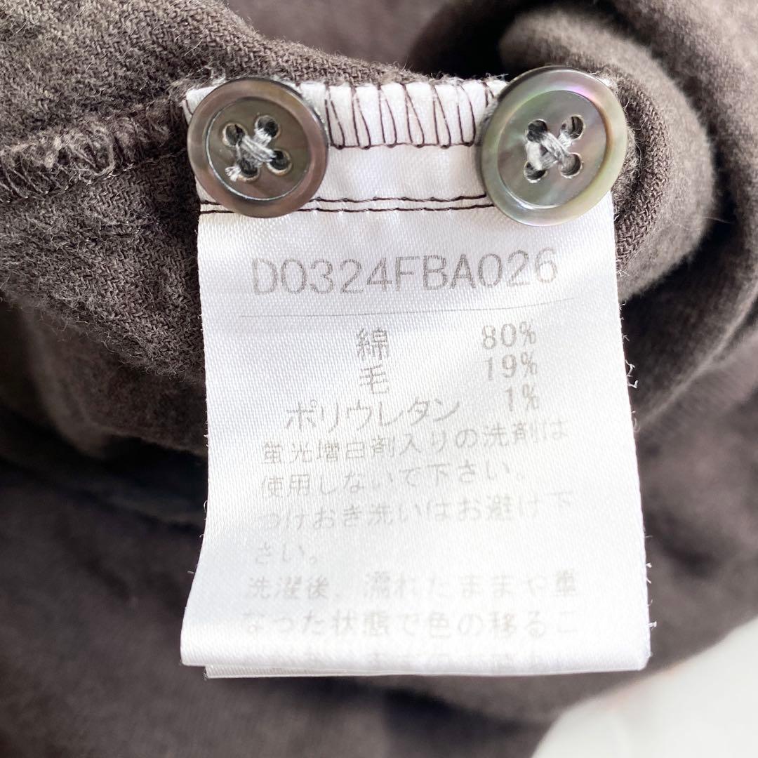 A18443 マドモアゼルノンノン スタンドカラーピンタックブラウス 茶系 38