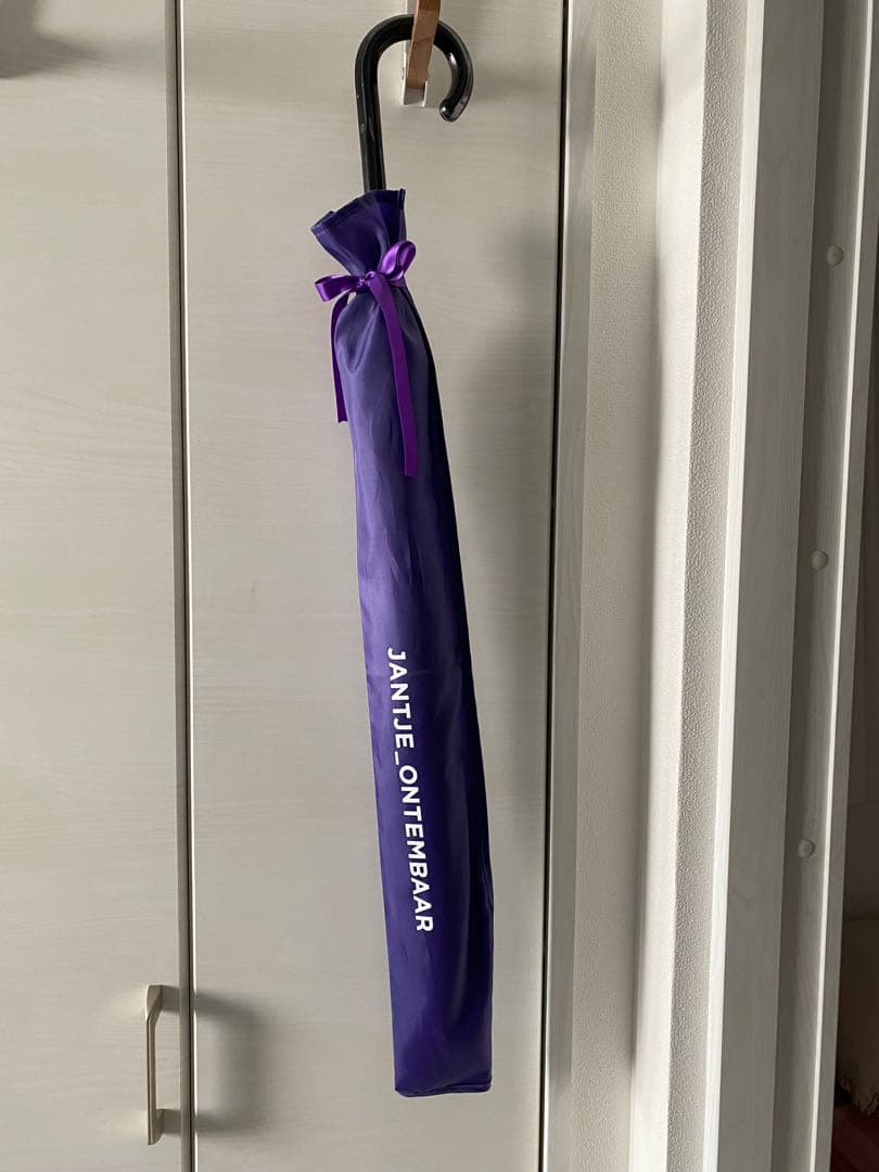 ヤンチェオンテンバール　傘