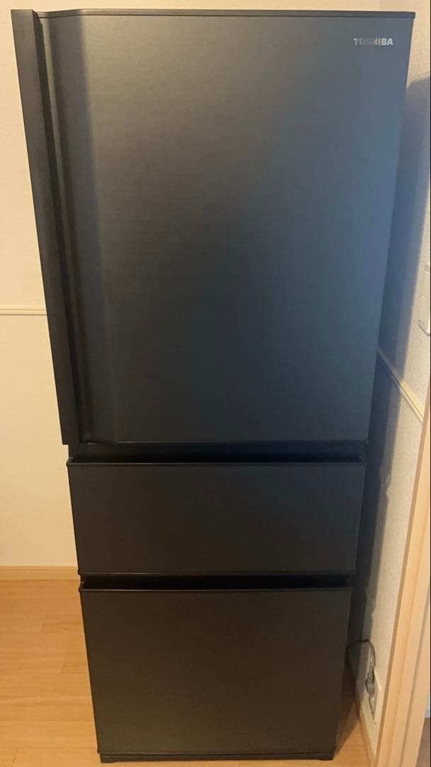 Toshiba GR-U33SC 冷蔵庫 326L 3ドア
