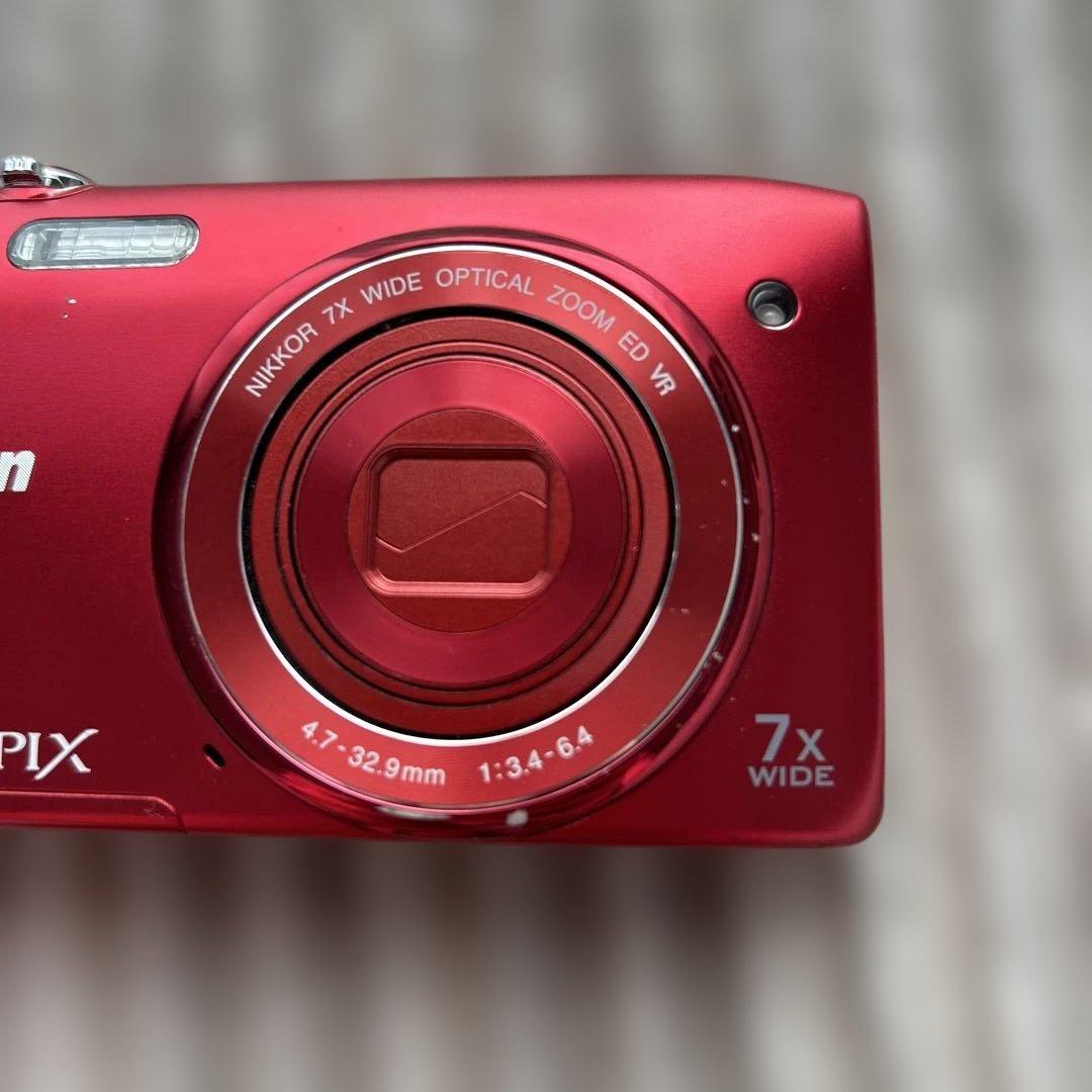 NIKON coolpix ニコン クールピクス　s3500 レッド