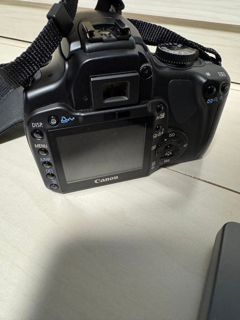 CANON キヤノン　EOS Kiss X デジタル一眼レフカメラ
