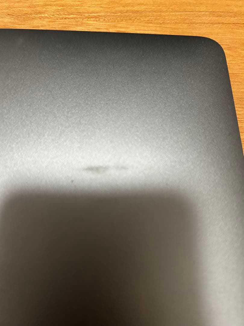 MacBook Air (Retina, 13-inch, 2019) 本体