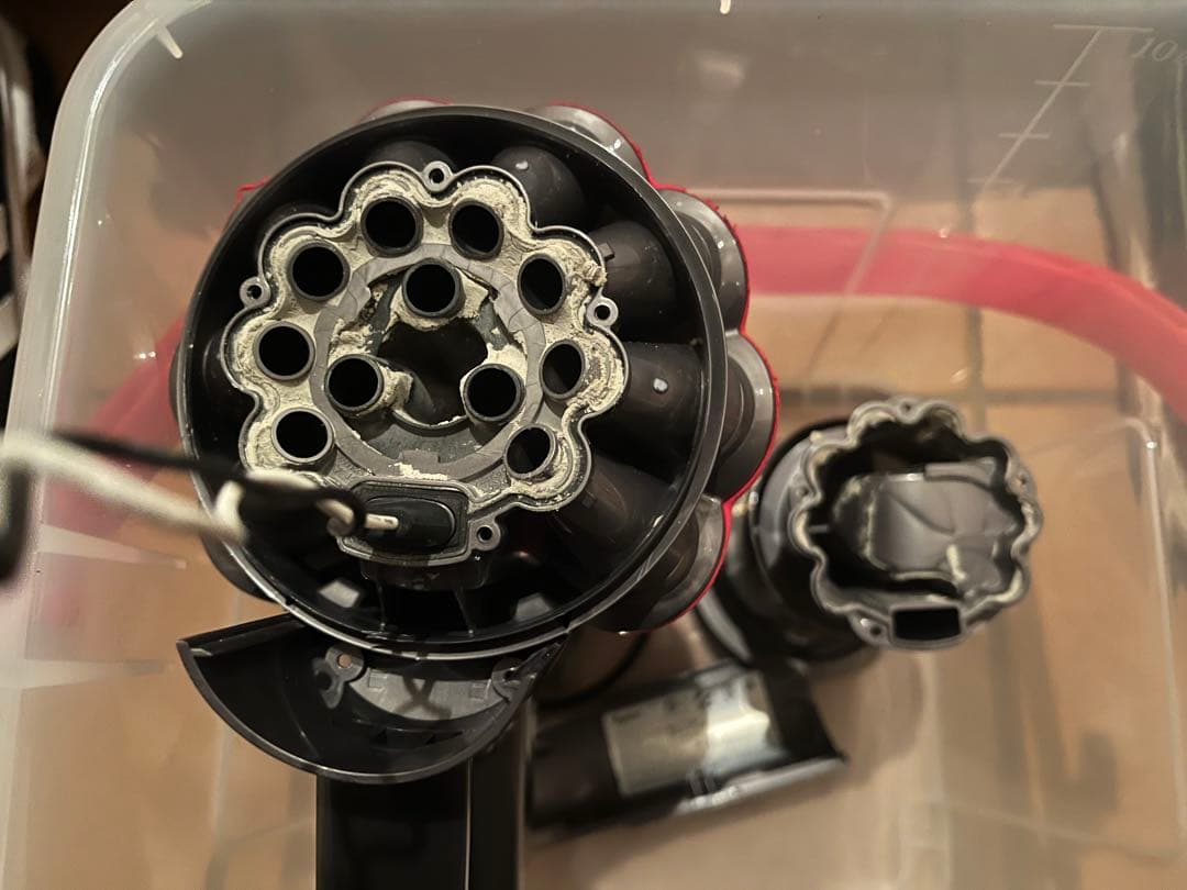 ダイソン　デジタルスリム　ハンディータイプ　SV18 完全分解・洗浄清掃済み