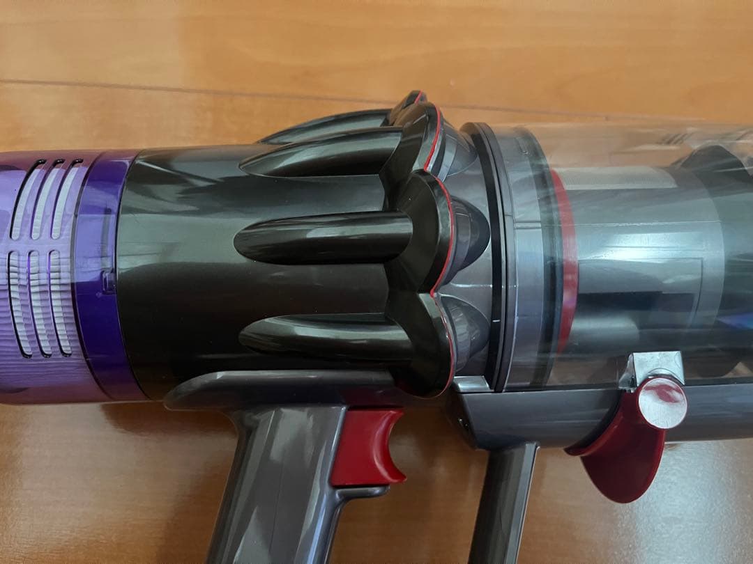 ダイソン　デジタルスリム　ハンディータイプ　SV18 完全分解・洗浄清掃済み