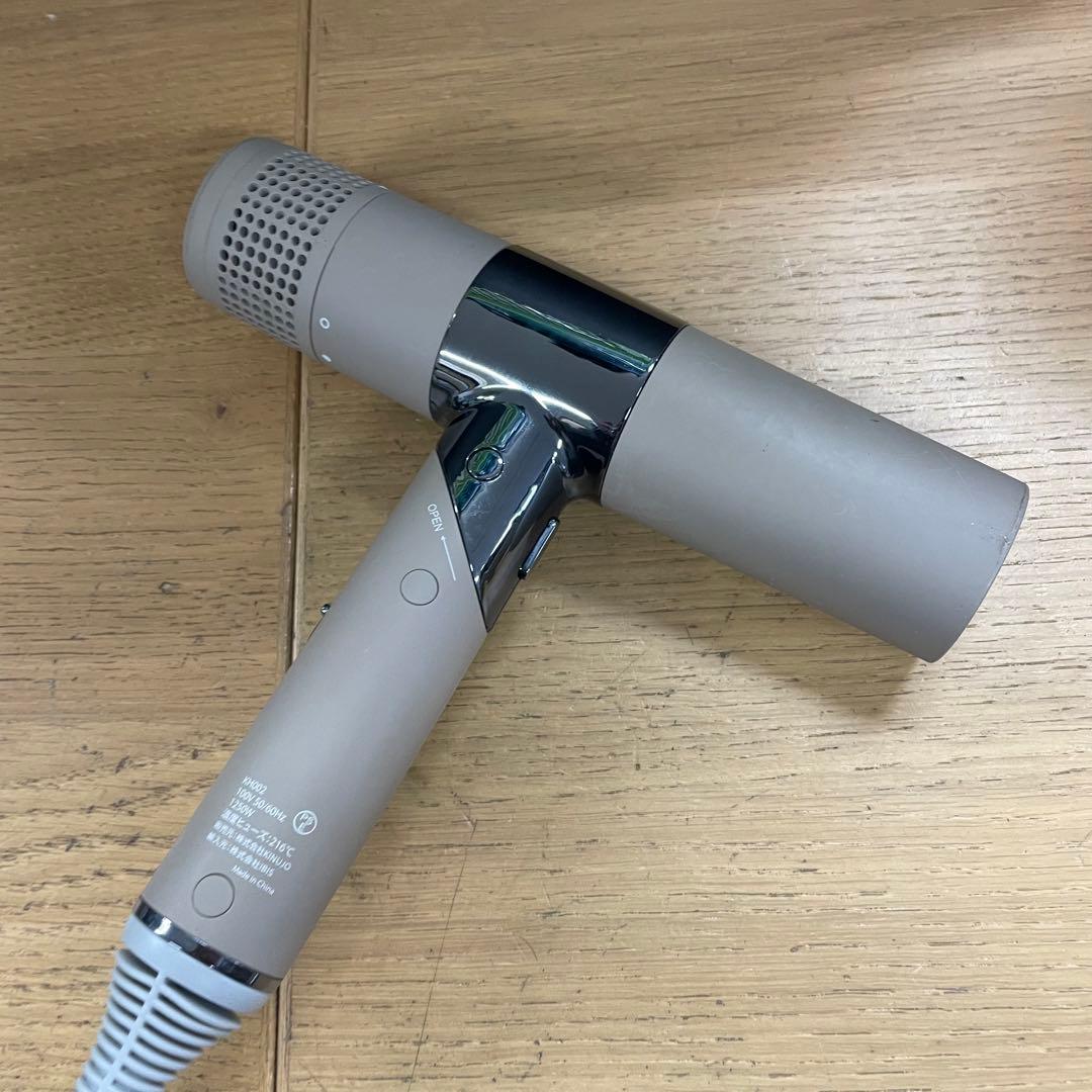 動作品 絹女 ヘアードライヤー KH002 2020年製 ベージュ KINUJO