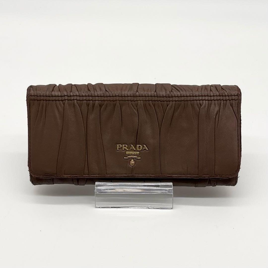 【美品】 付属品完備 PRADA レザー ギャザー 長財布 ロゴ金具 ベージュ