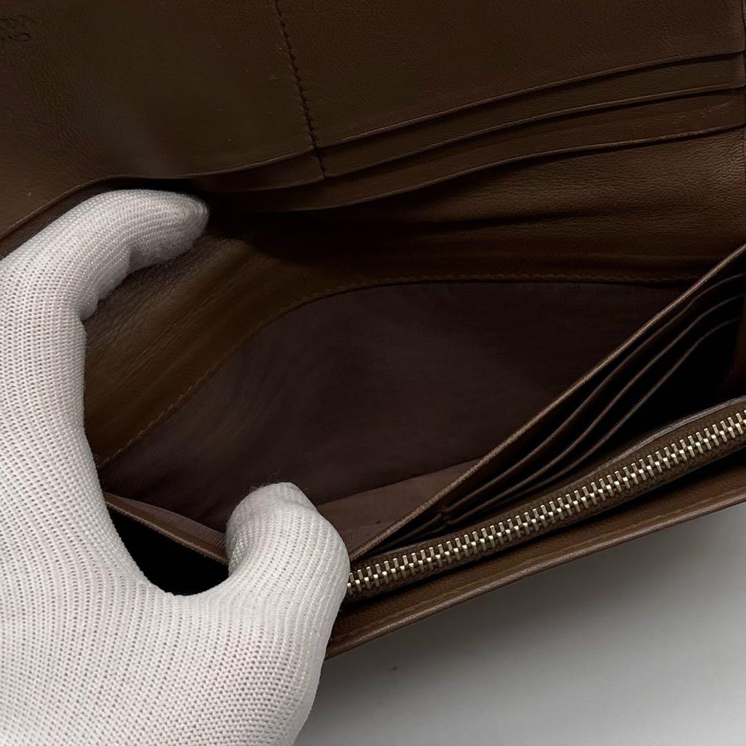 【美品】 付属品完備 PRADA レザー ギャザー 長財布 ロゴ金具 ベージュ