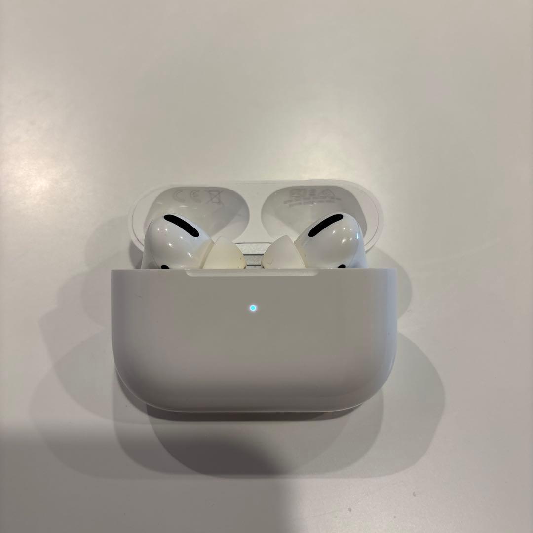 め様 中古品 AirPods Pro 第1世代 本体 ホワイト