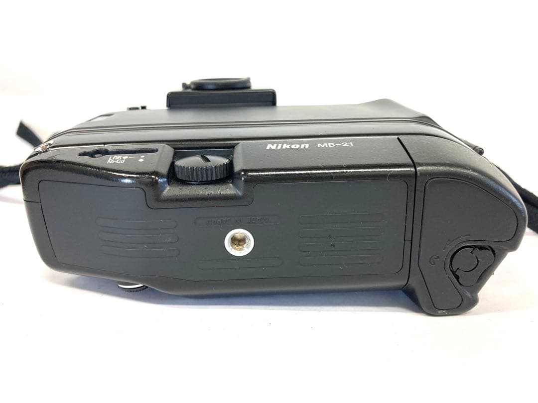 Nikon ニコン F4 一眼レフフィルムカメラ ＋ MB-21