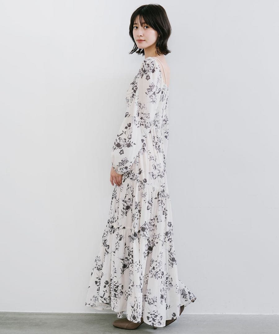 大人気完売 ココディール シャーリングティアードフラワーワンピース