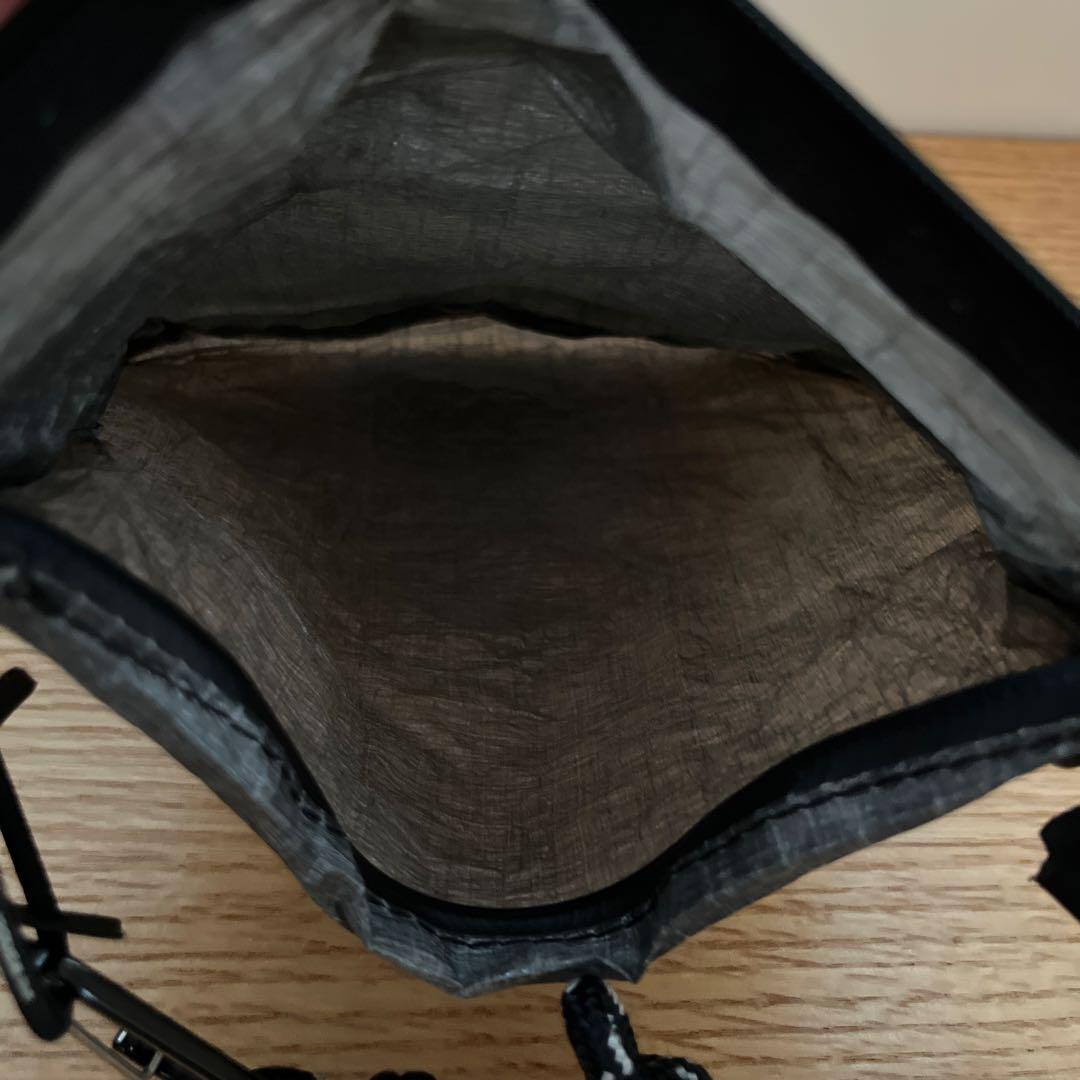 and wander サコッシュ バッグ アンドワンダー キューベンファイバー