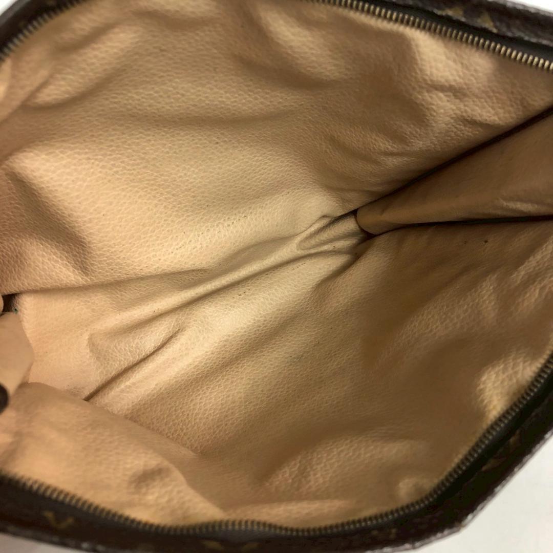 LOUIS VUITTON ルイヴィトン ポッシュトワレ モノグラム クラッチ