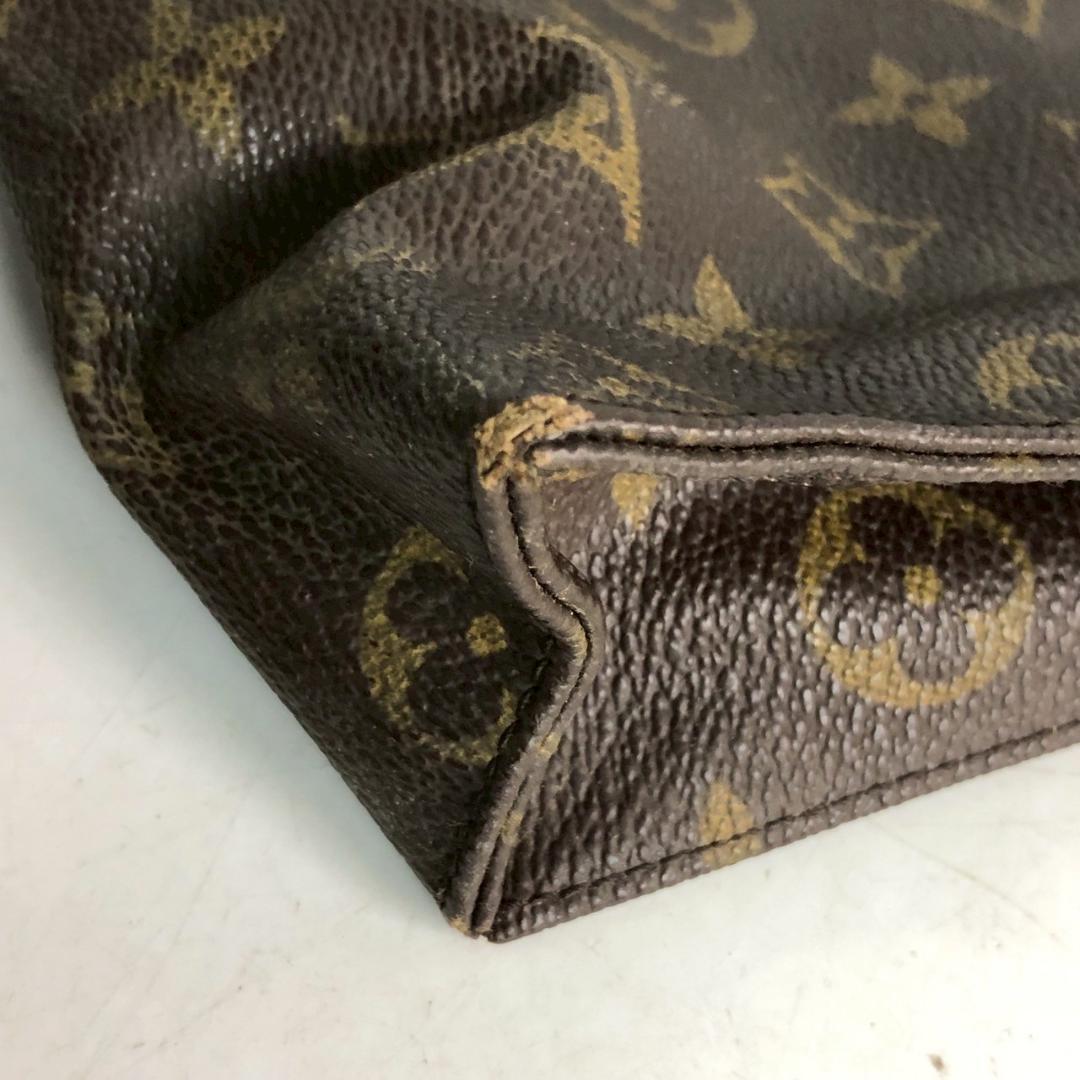 LOUIS VUITTON ルイヴィトン ポッシュトワレ モノグラム クラッチ