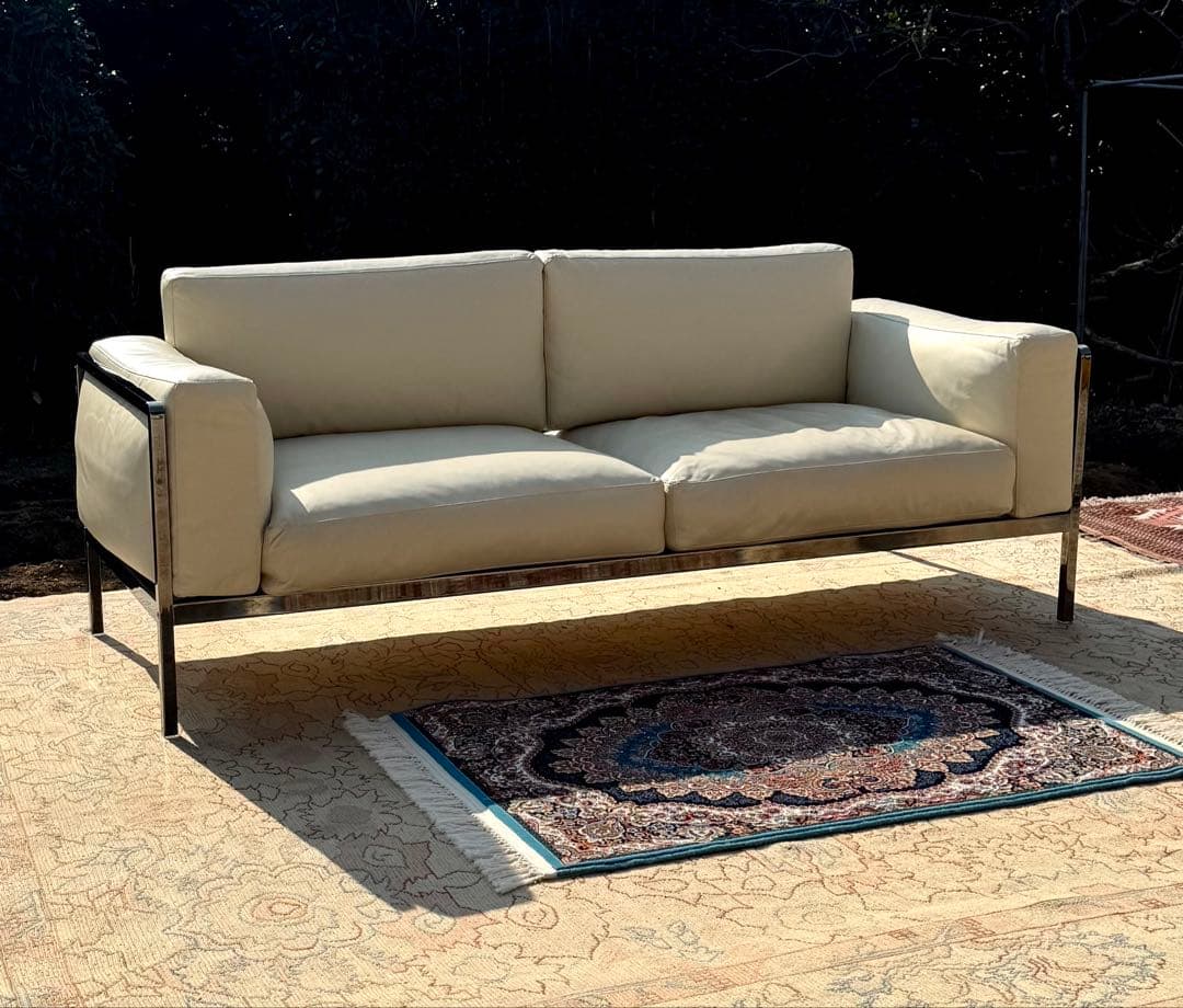 美品 IDC大塚家具 本革 erba 80万円 2人掛ソファ 奥山清行