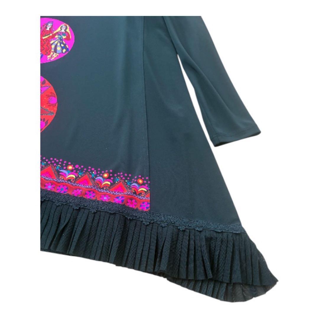 【未使用】トクコプルミエヴォル★希少デザイン★裾レースチュール　前後デザインあり