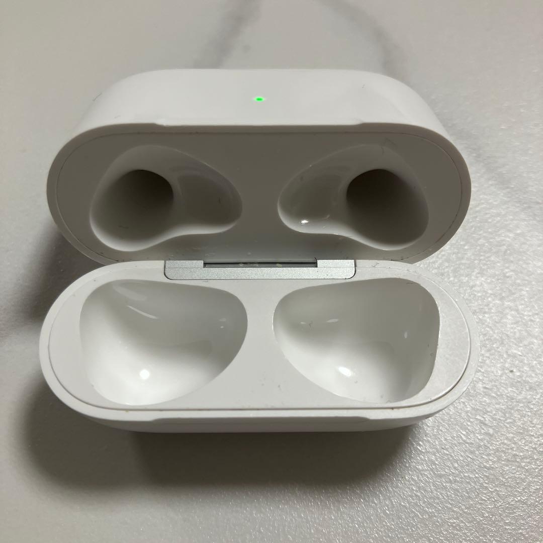 Apple AirPods 第3世代 Lightning充電ケース付き