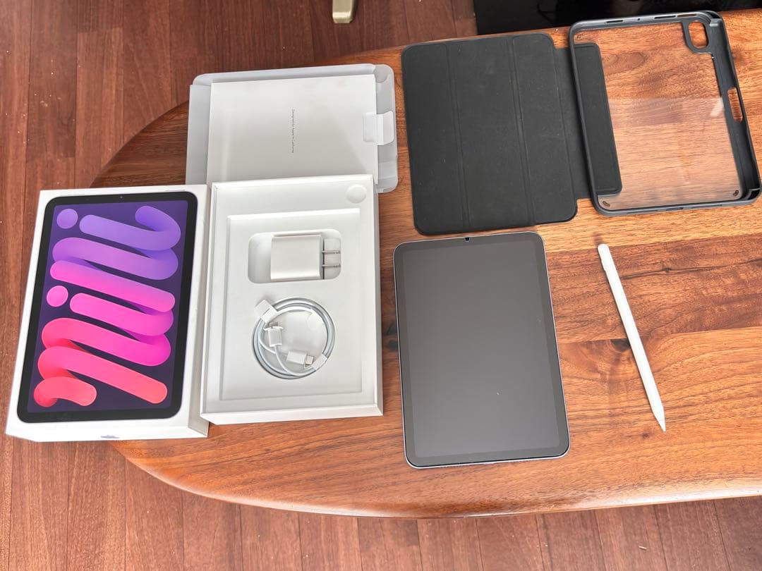 iPad mini6 wifiモデル　64ギガ　おまけ