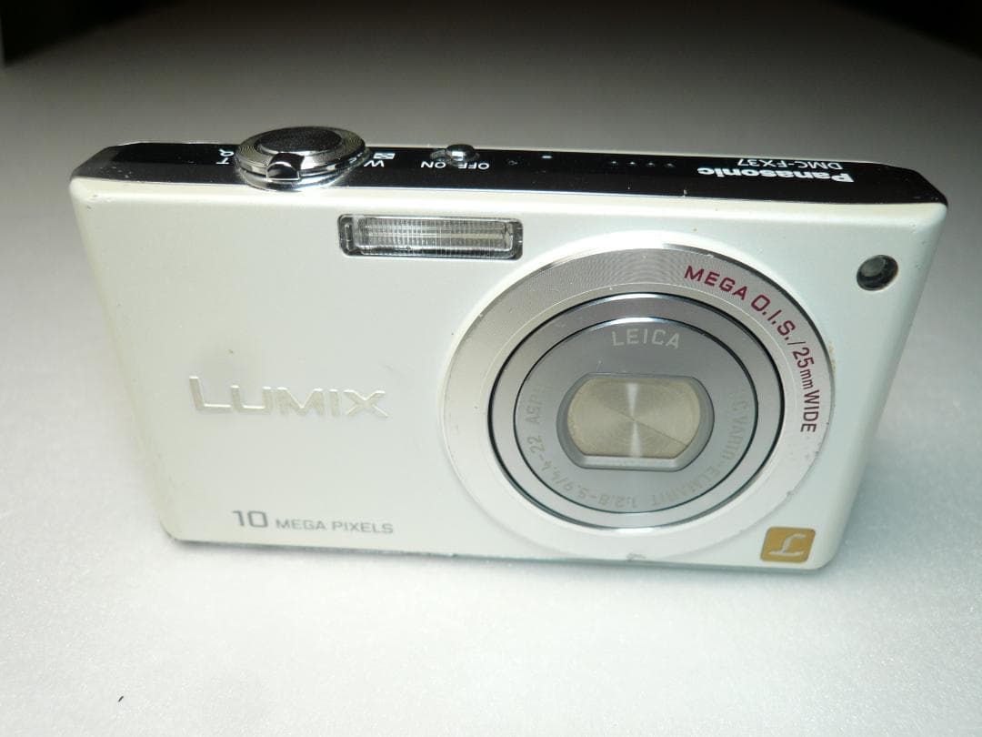 LUMIX★DMC-FX37⭕️安心の実働品❤️お洒落なホワイト