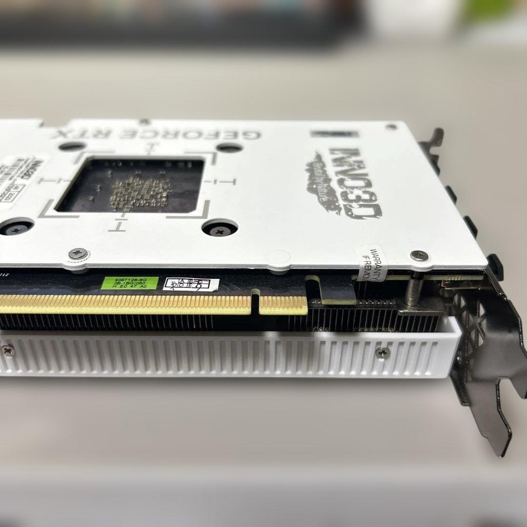 INNO3D GeForce RTX4060ti 8GB ホワイト