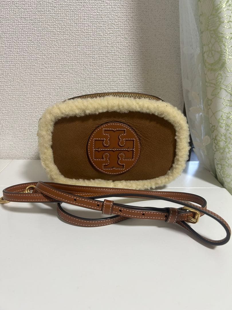 トリーバーチ リアルムートン ショルダーバッグ カメラバッグ レザー ブラウン