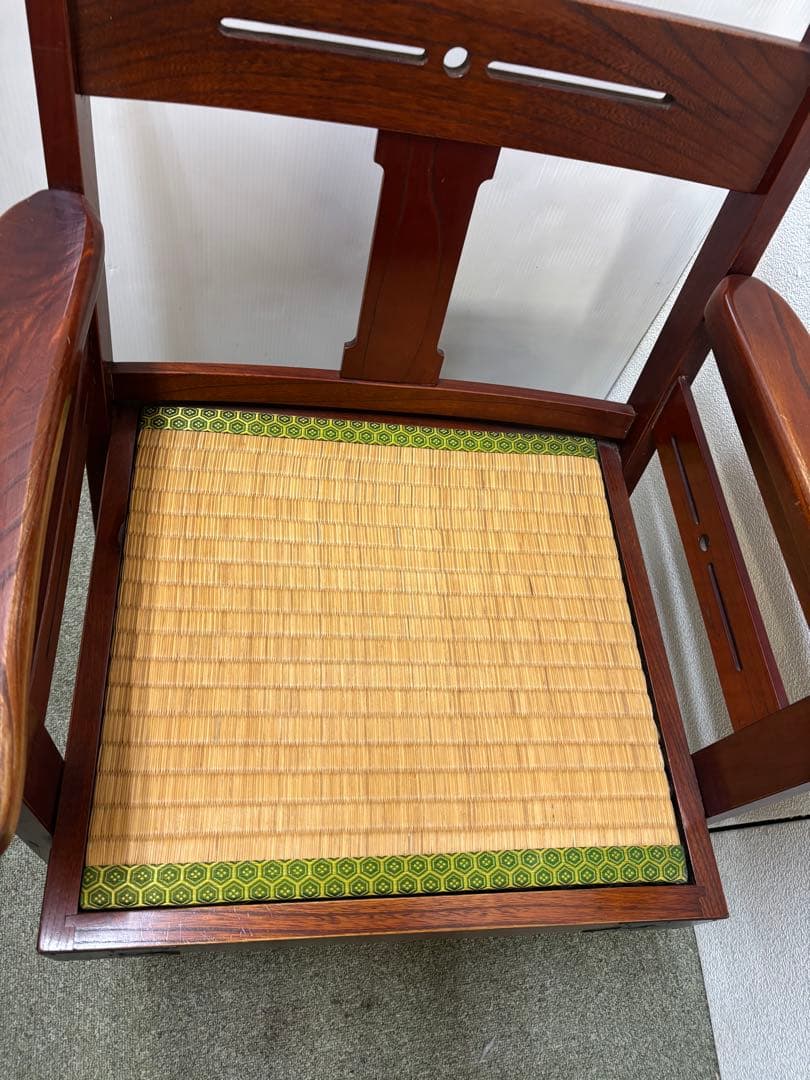 ② 昭和レトロ　和家具　和風アームローチェア　座椅子　ヴィンテージチェア当時物